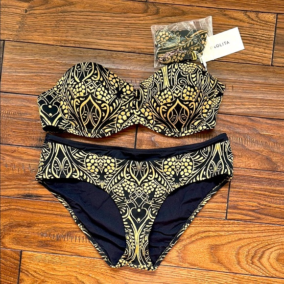 Black and Gold Women's Bikini Set - Picture 1 of 5